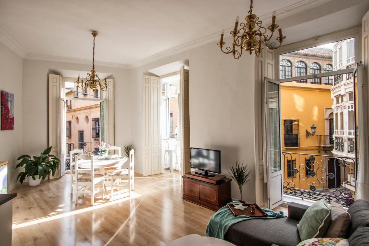Luminoso Apartamento De Dos Habitaciones Con Vistas A Las Catedral Málaga Eksteriør billede